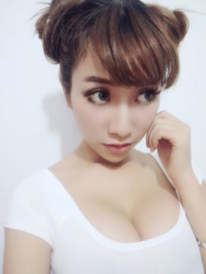 泡上美女总裁